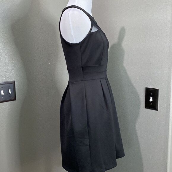 Sweet Storm Black Sleeveless Mini Flair Dress Sheer Front - Picture 4 of 10